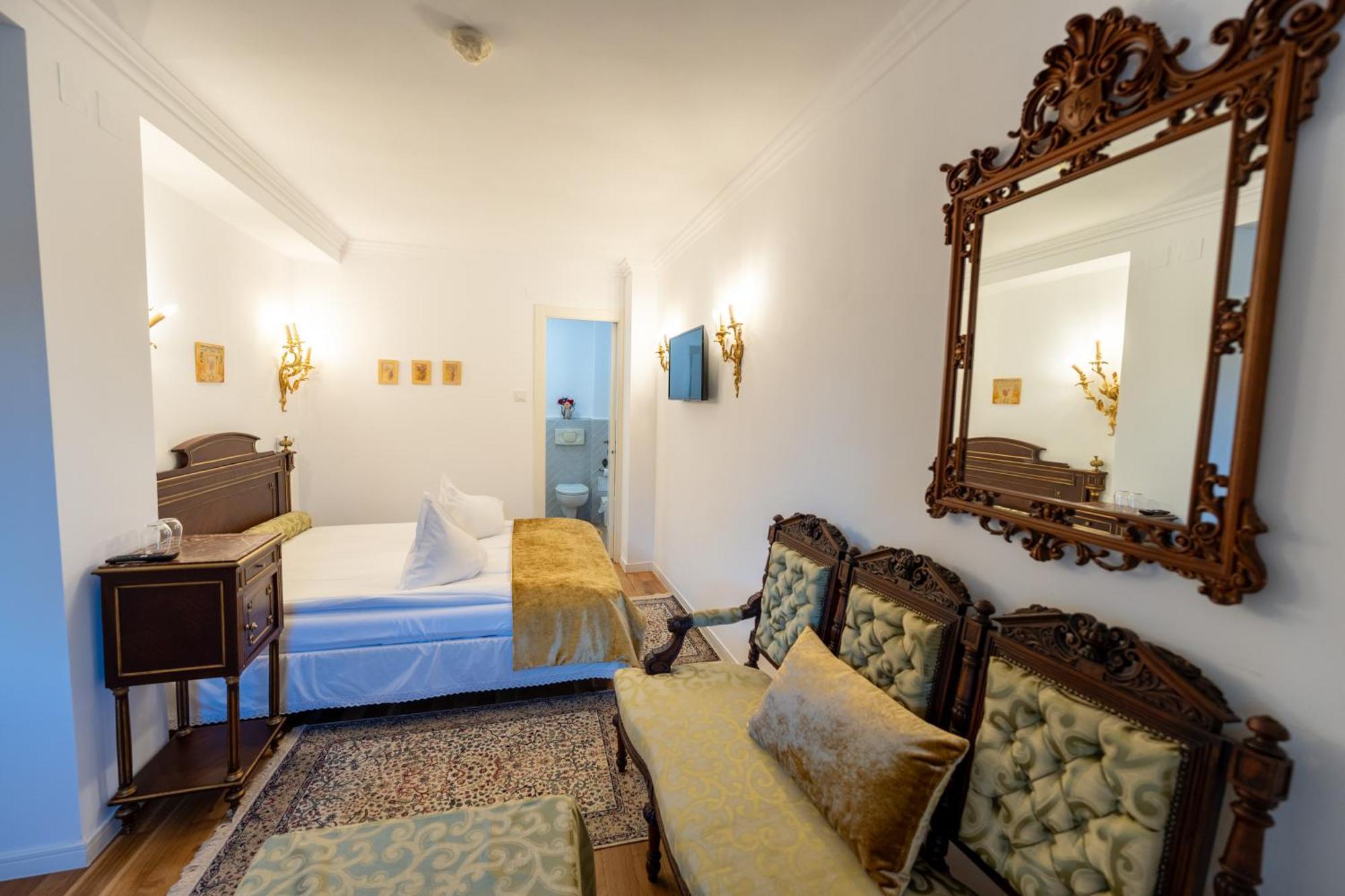 Casa Din Bran - Inn Cuisine Dış mekan fotoğraf